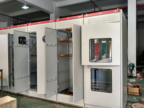 �ߵ͉������O��